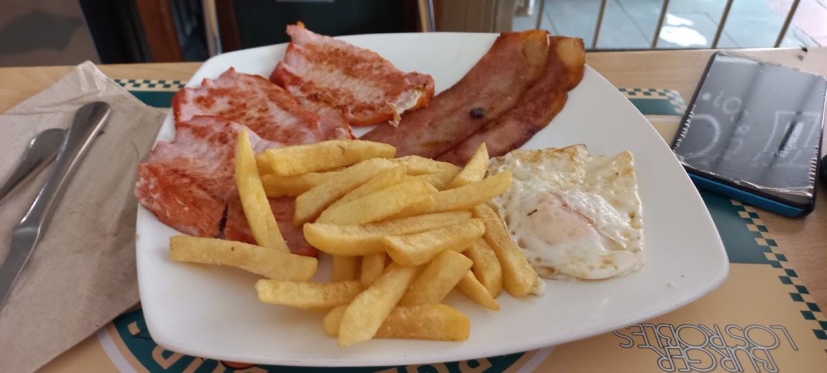 Burguer Los Robles-9