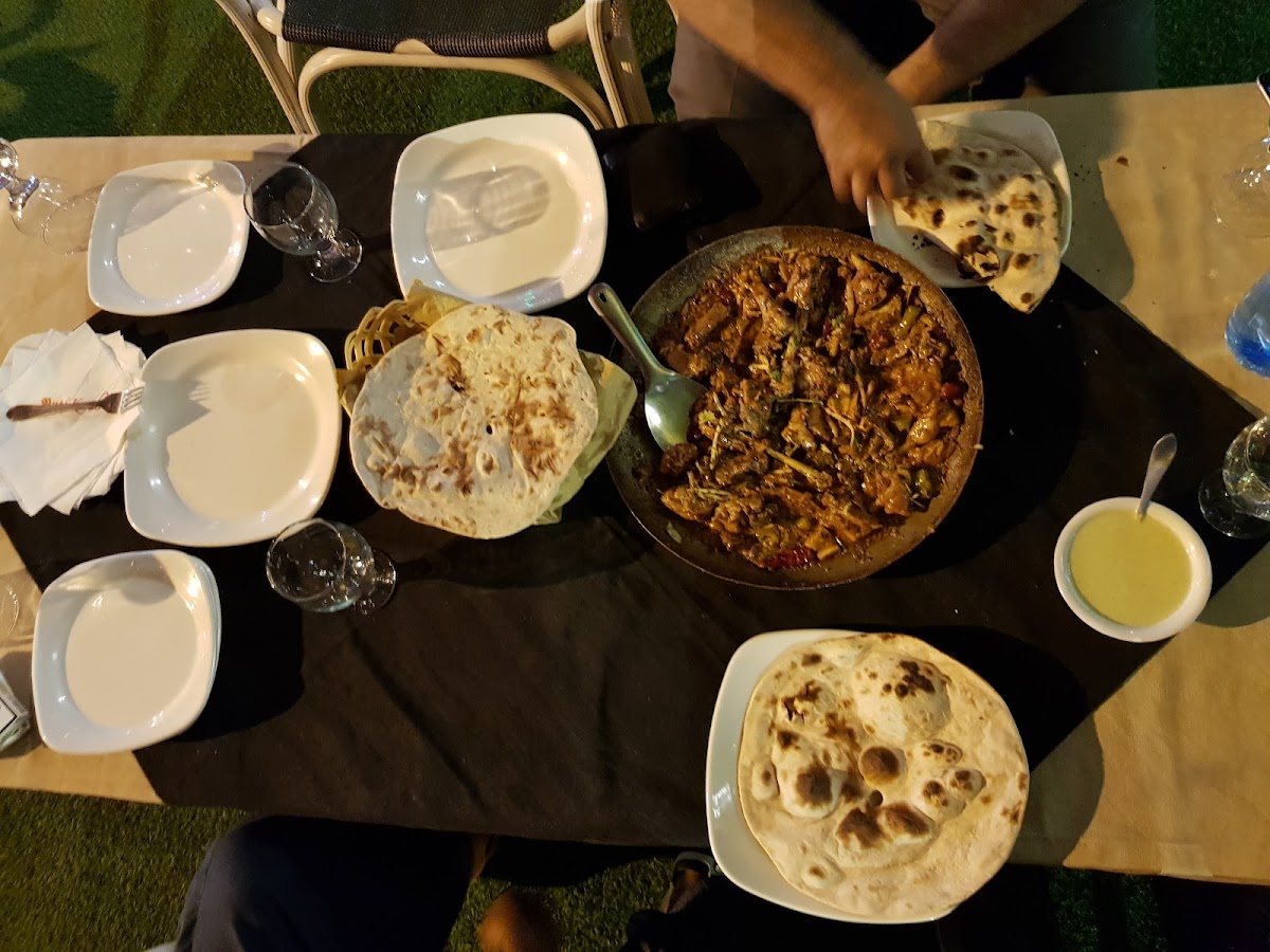 Butt Karahi-5