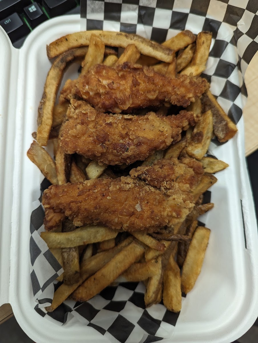 Buttermilk Chicken Fried Ribs & Fried Chicken-5
