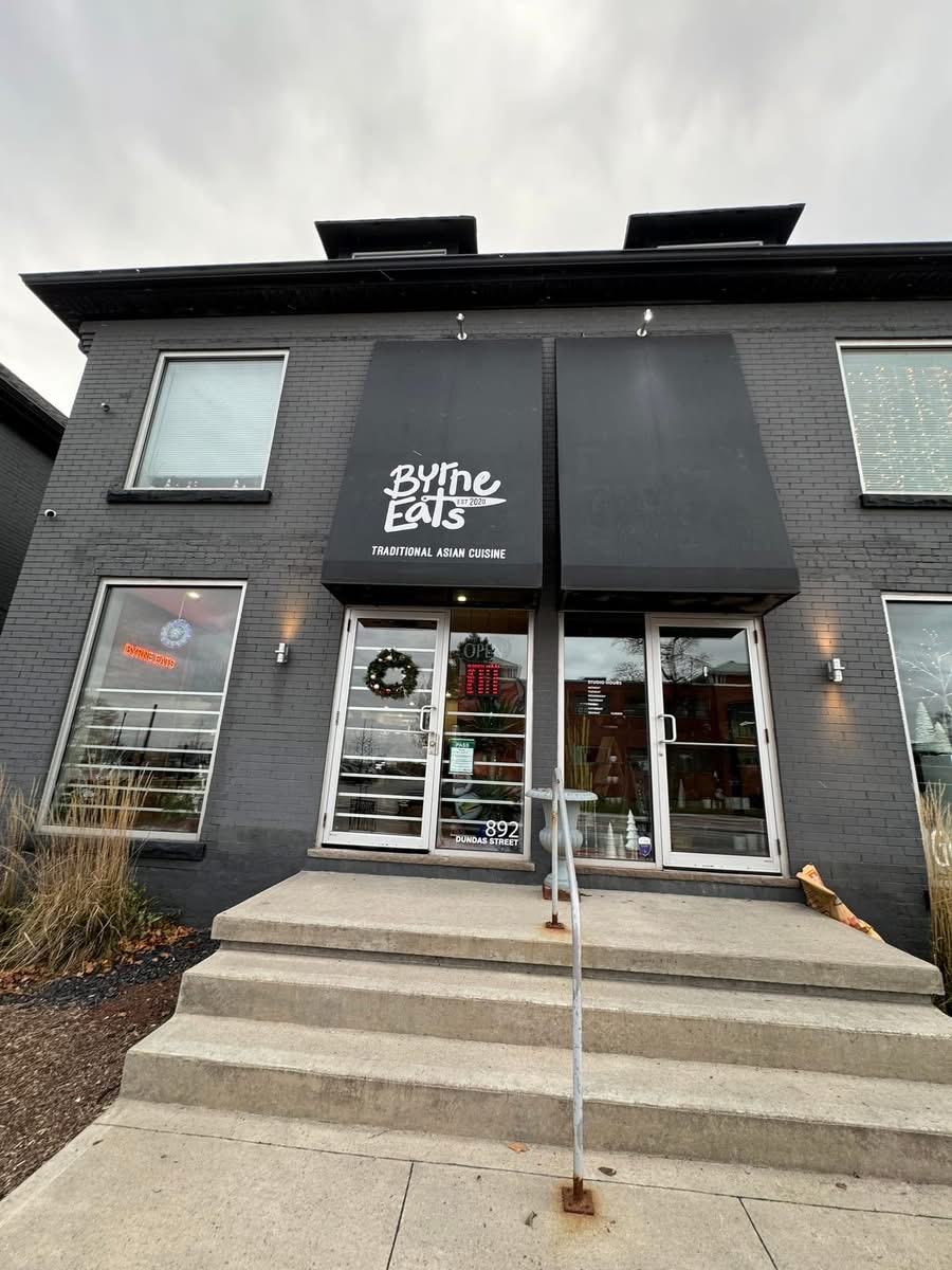 Byrne Eats - 892 Dundas St