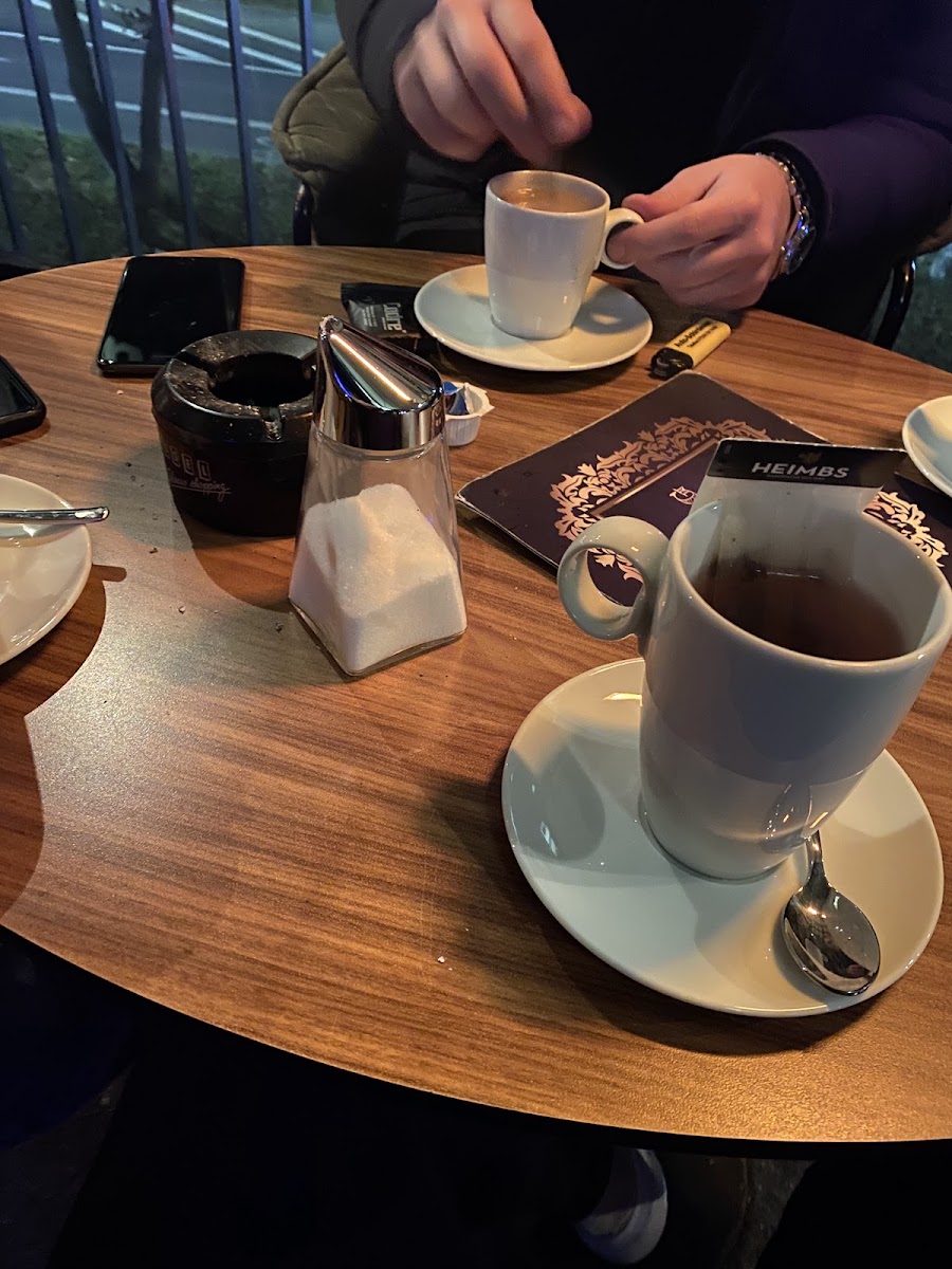 Cadre Cafe & Bar-10
