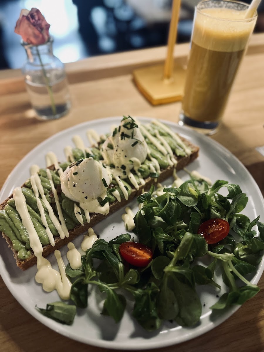 Café 1Love4 Ku'damm Coffeeshop-5