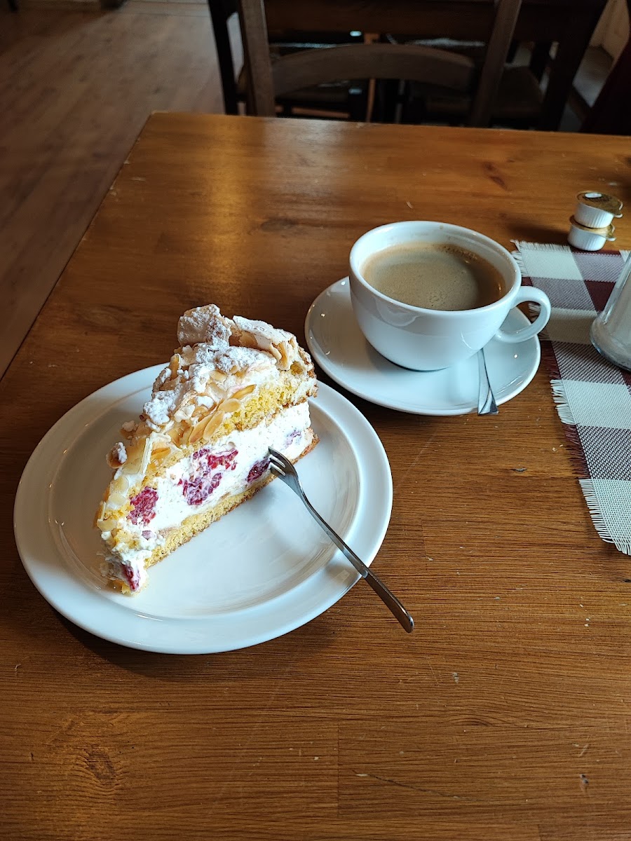 Cafe Am Fünfknopfturm-7