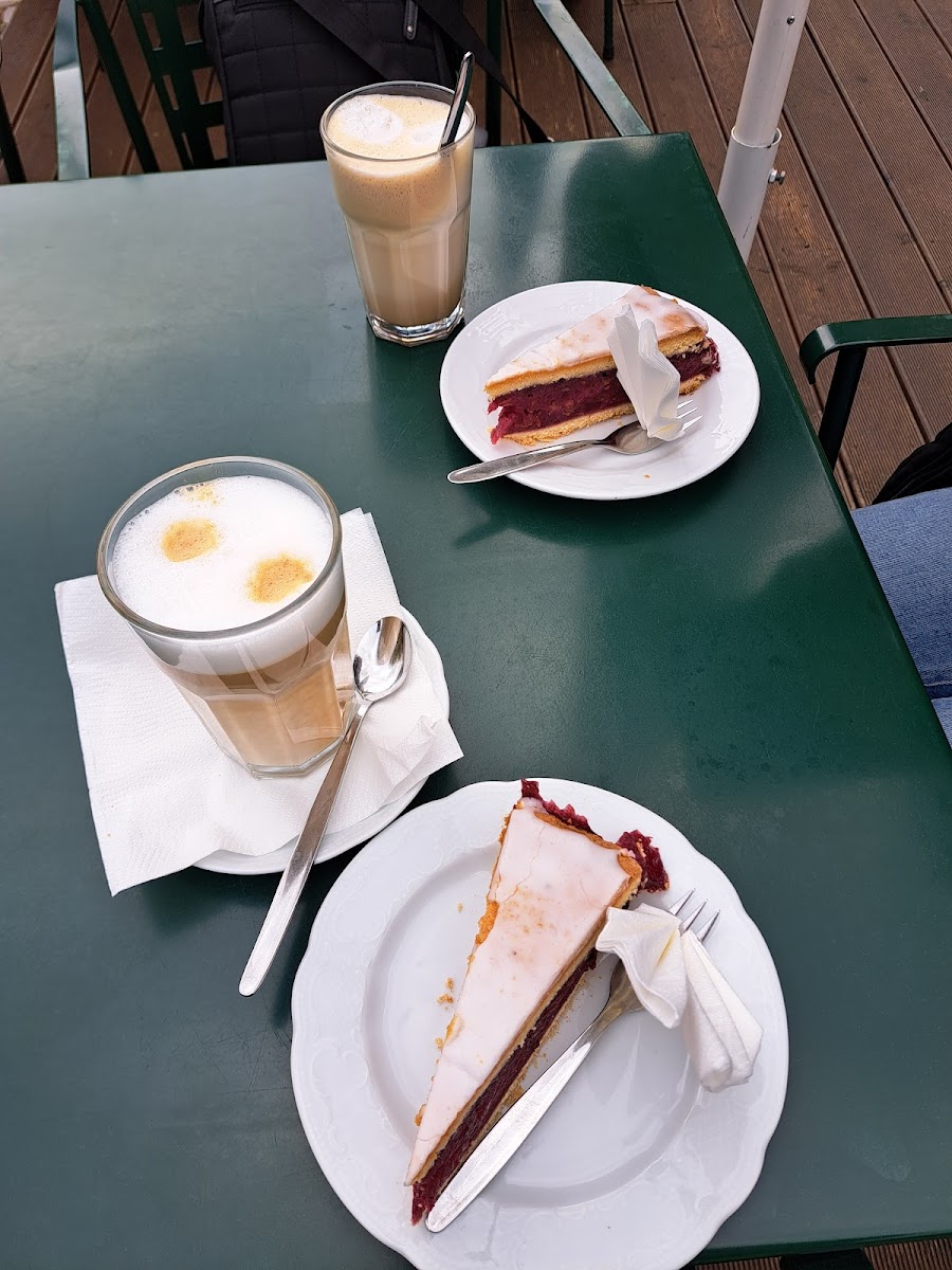 Cafe Am Markt-5