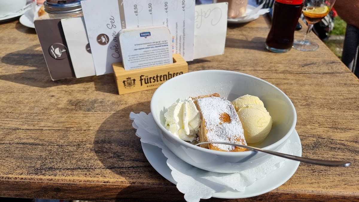 Café Am See-9