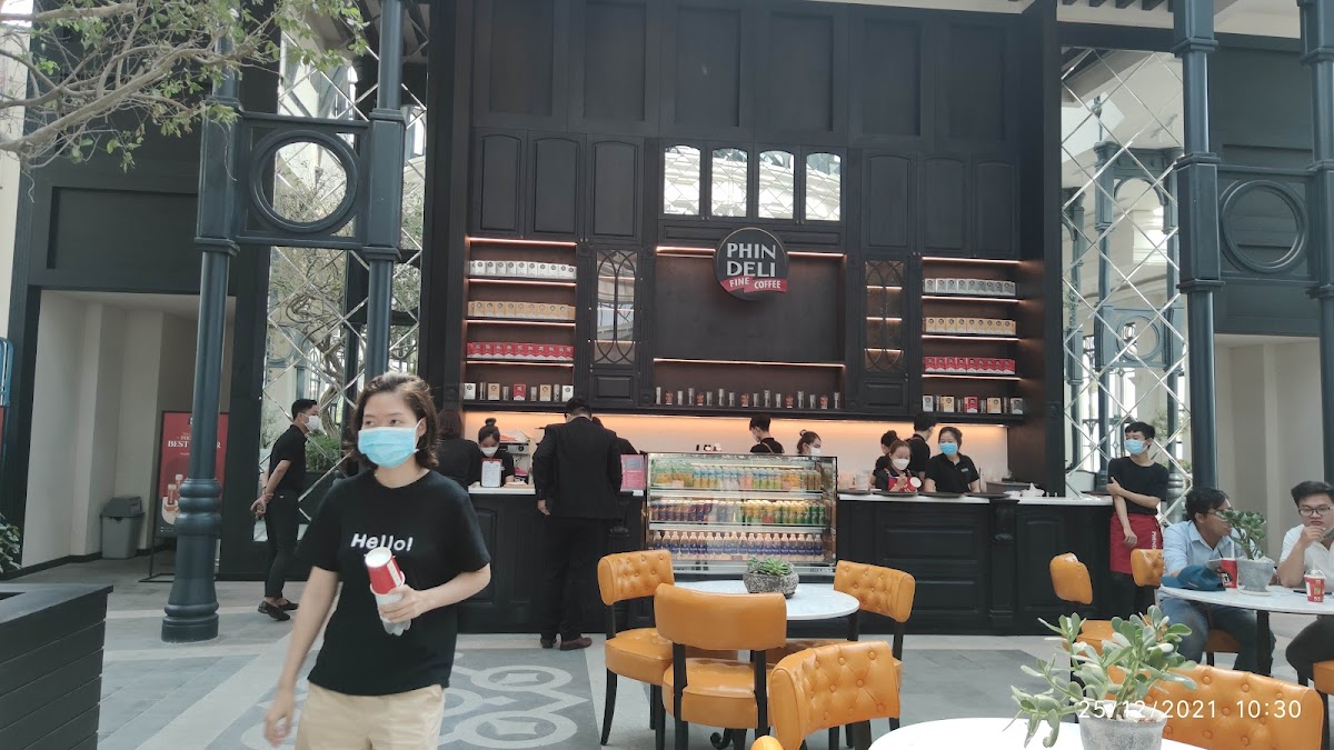 Cafe Aquacity
