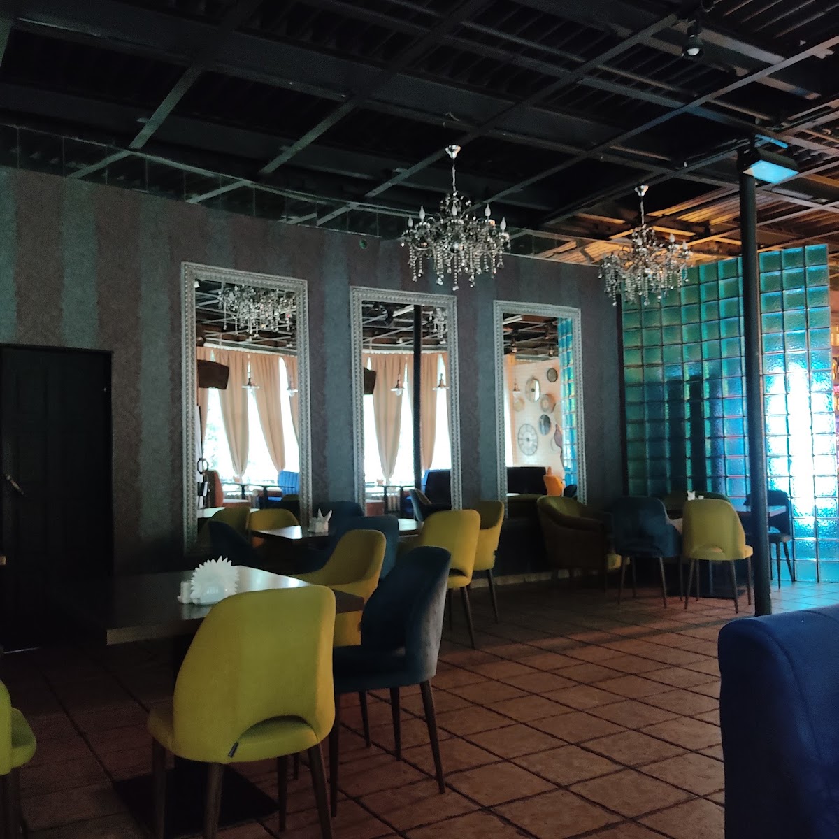 Cafe-Bar Mast-3
