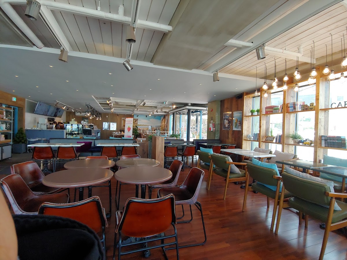 Cafe Bene, Taejongdae