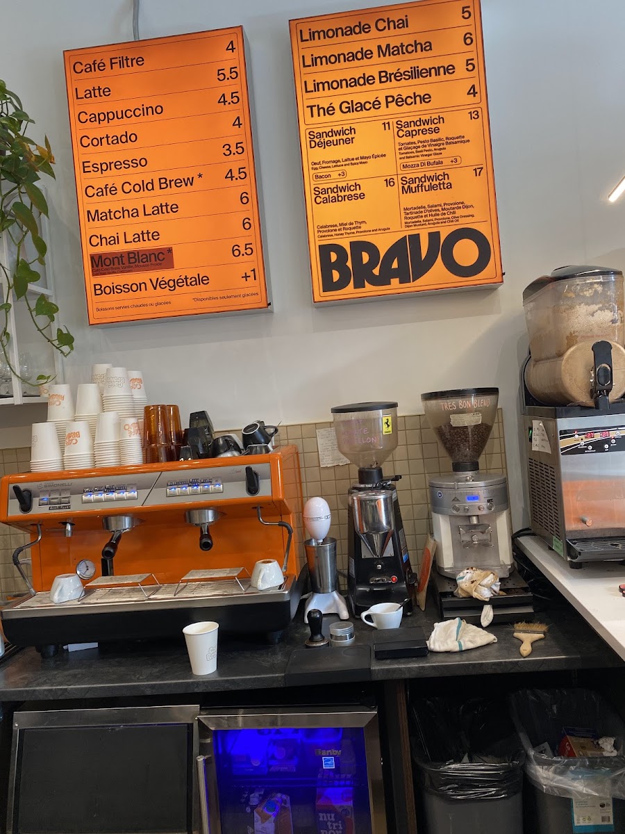 Menu Café Bravo-3