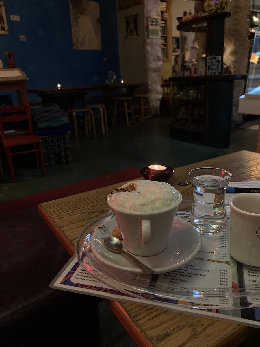 Café Buchhandlung-3