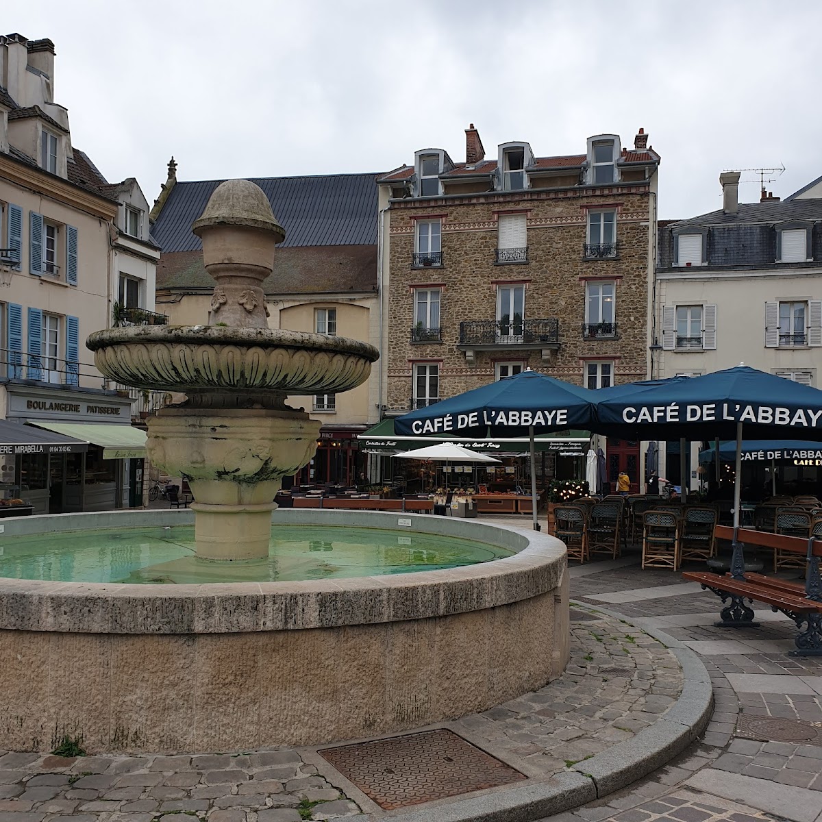 Café De L'abbaye-3
