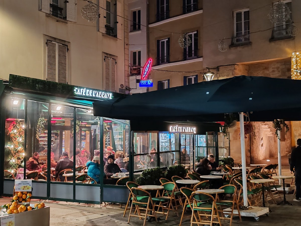 Café De L'abbaye-4