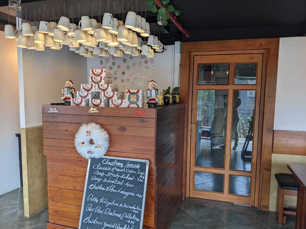 Cafe Delaviz