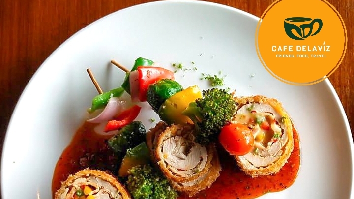 Cafe Delaviz-2