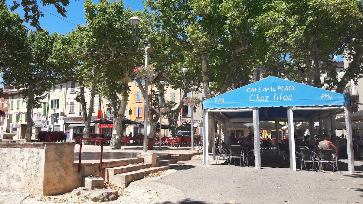 Cafe Des Sports