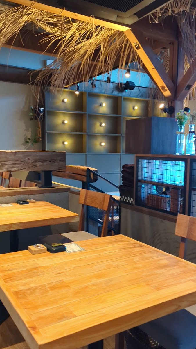 Cafe Double Toyota-2