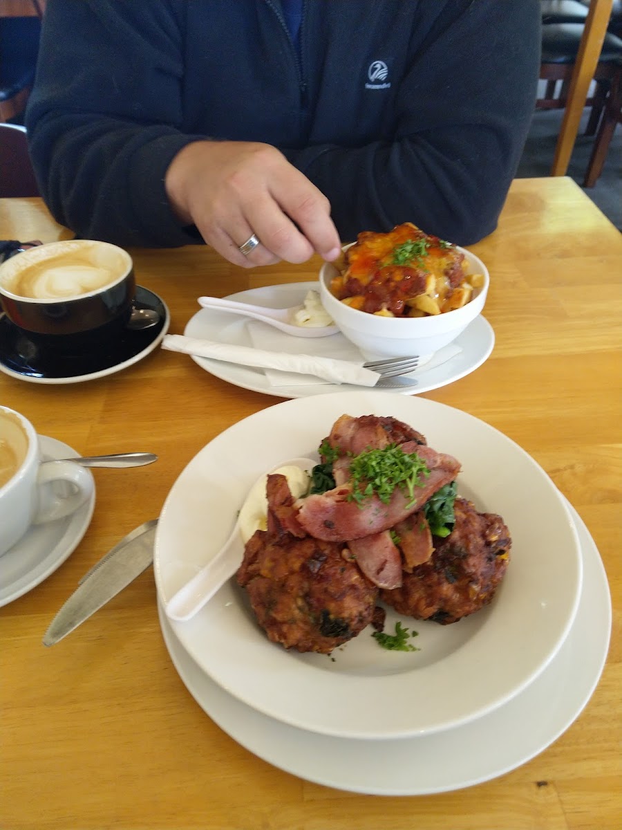 Cafe Esplanade-7