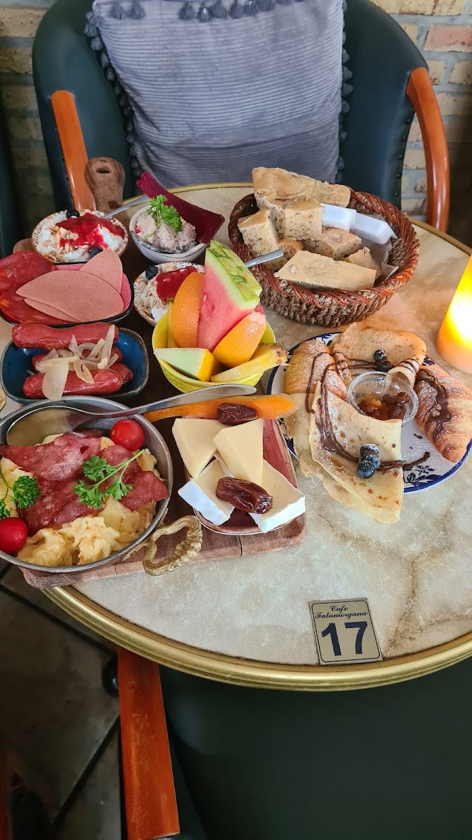 Cafe Fatamorgana-8