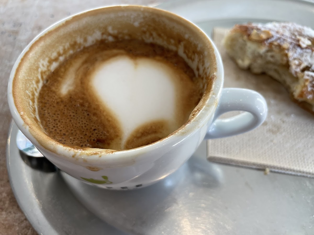 Café Frühling - Kaffeemacher-4