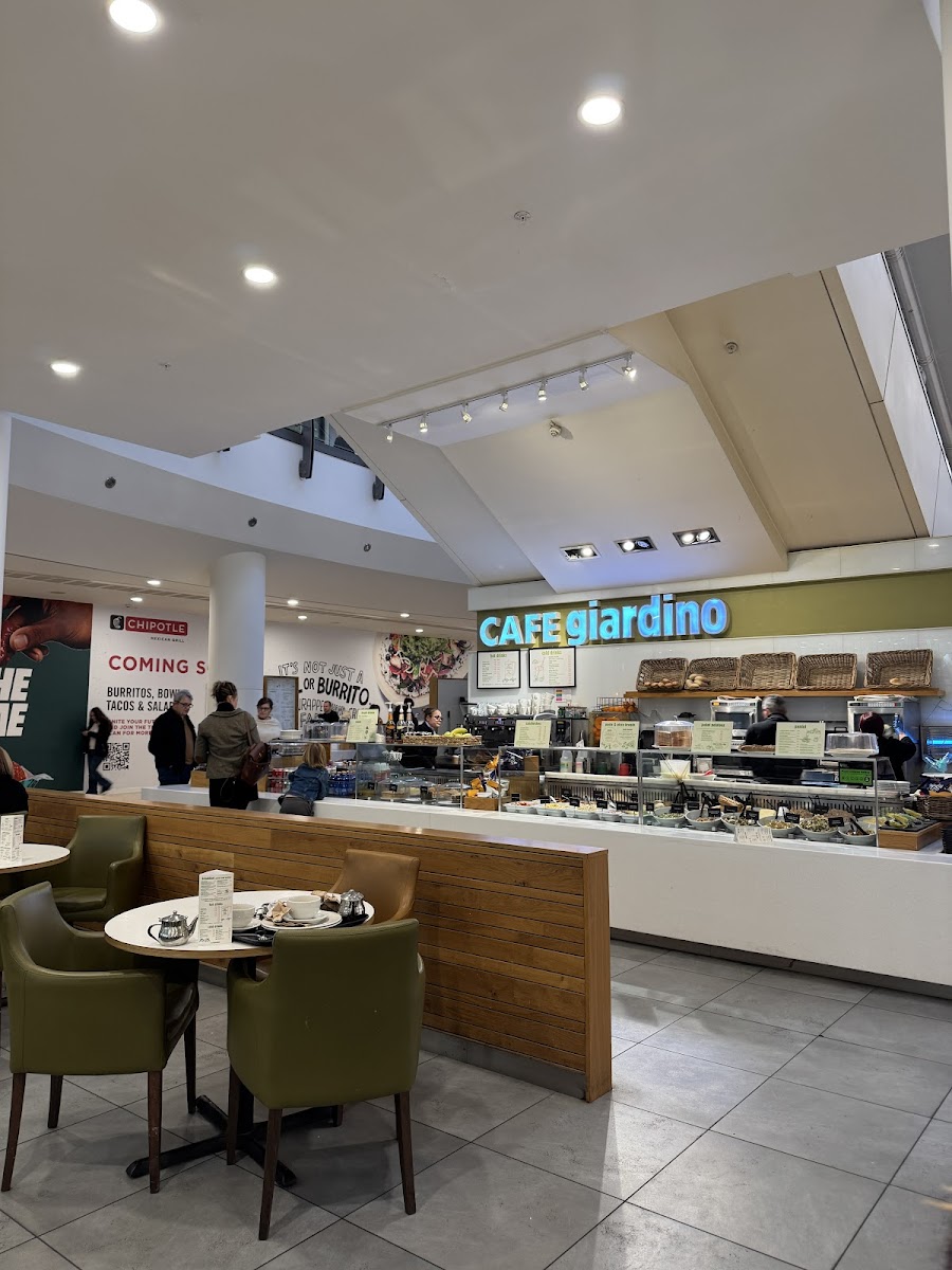 Cafe Giardino Lakeside-3