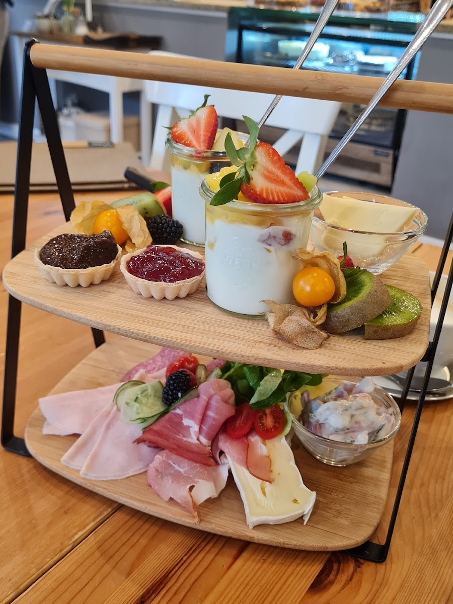 Cafe Gleis Iii-6