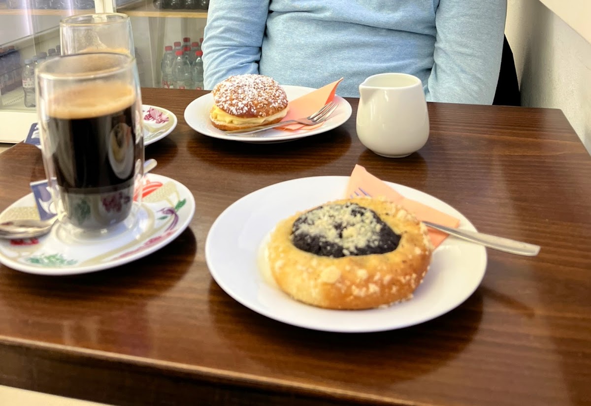 Café Golem-7