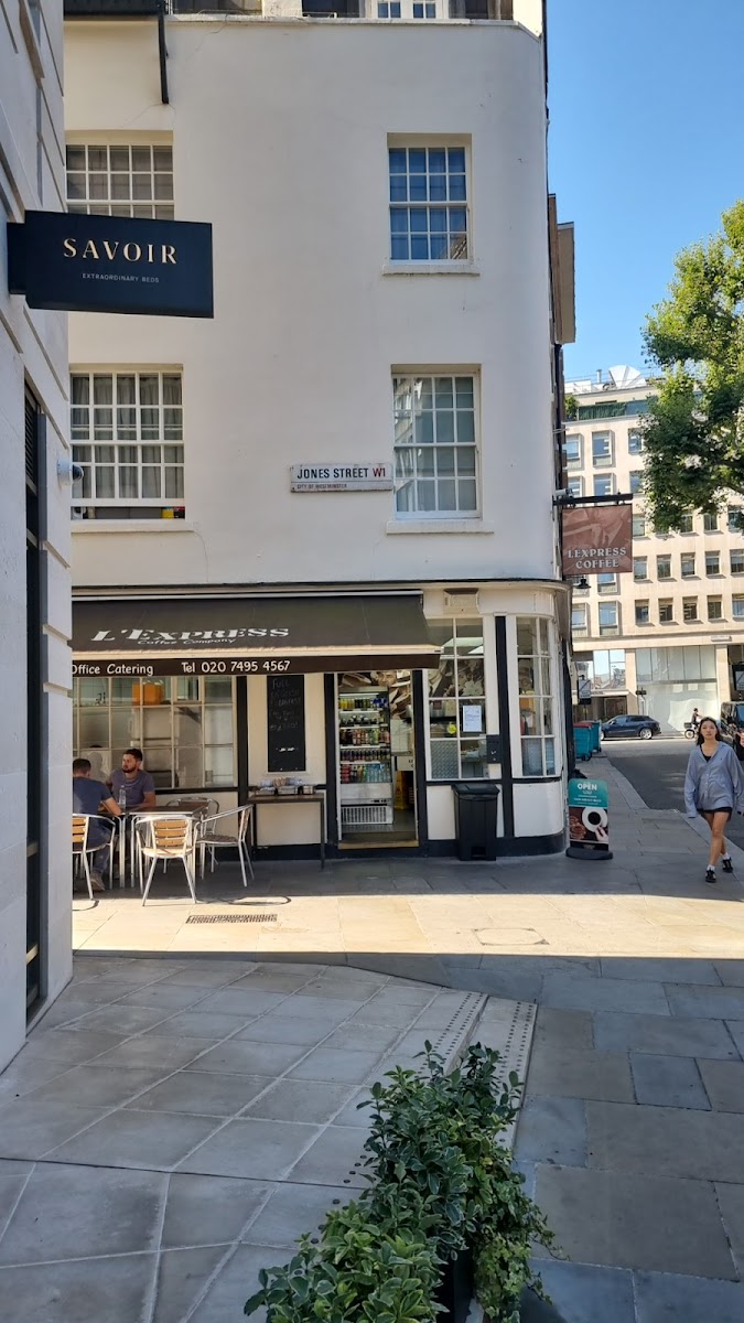 Cafe L'express-3