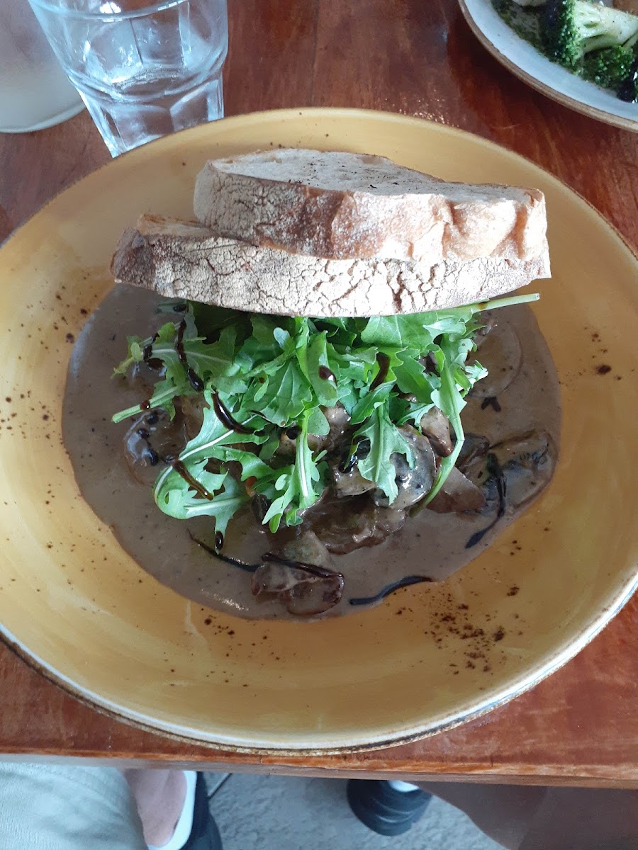Cafe Lincoln-9