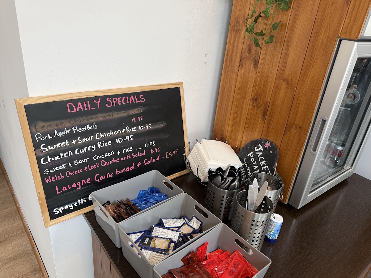 Menu Cafe Madlen (Betws Y Coed Garden Nursery)-5
