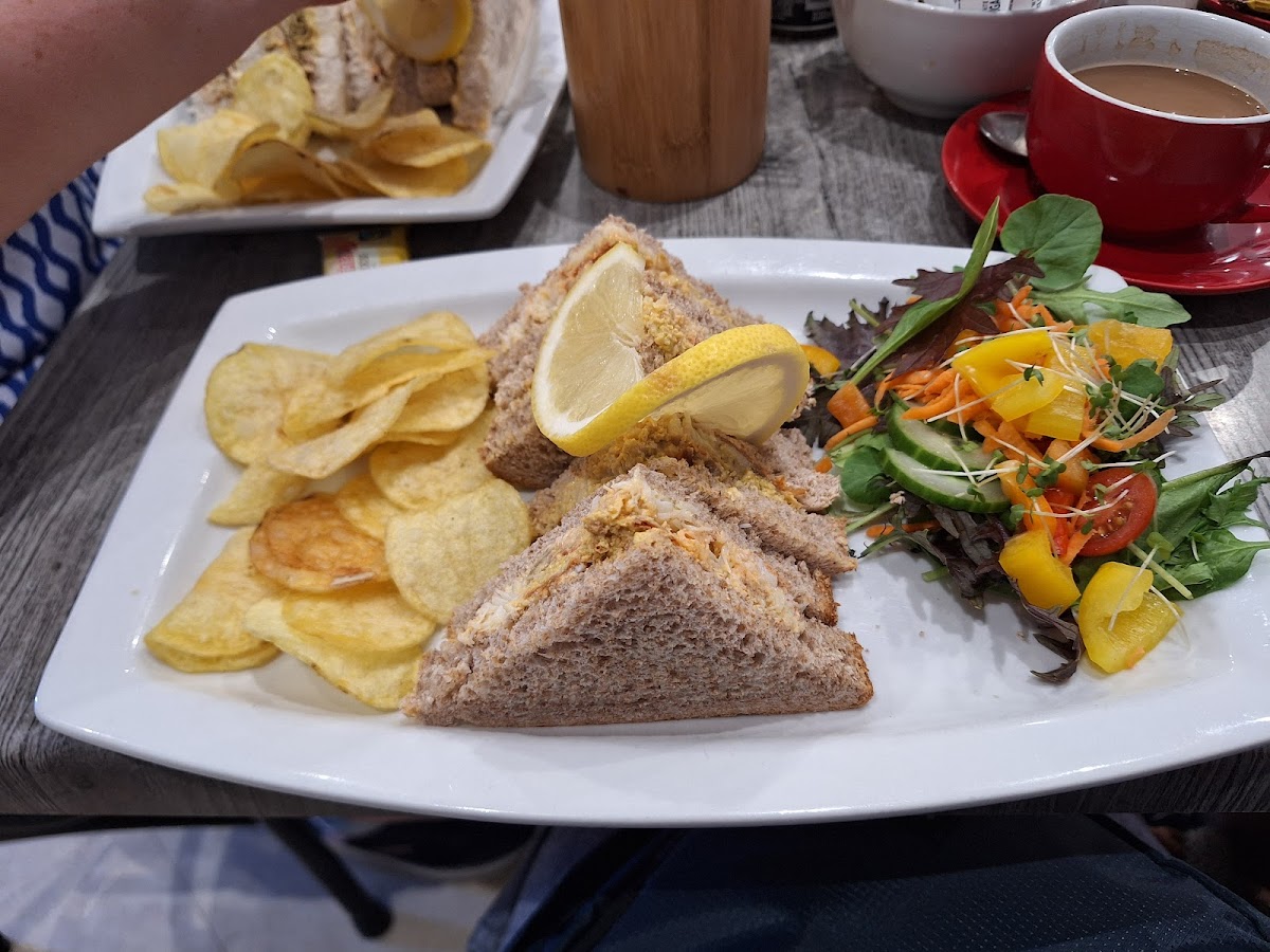 Cafe Main-9