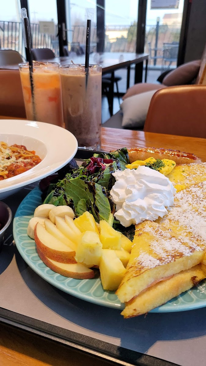 Cafe Majenta-6