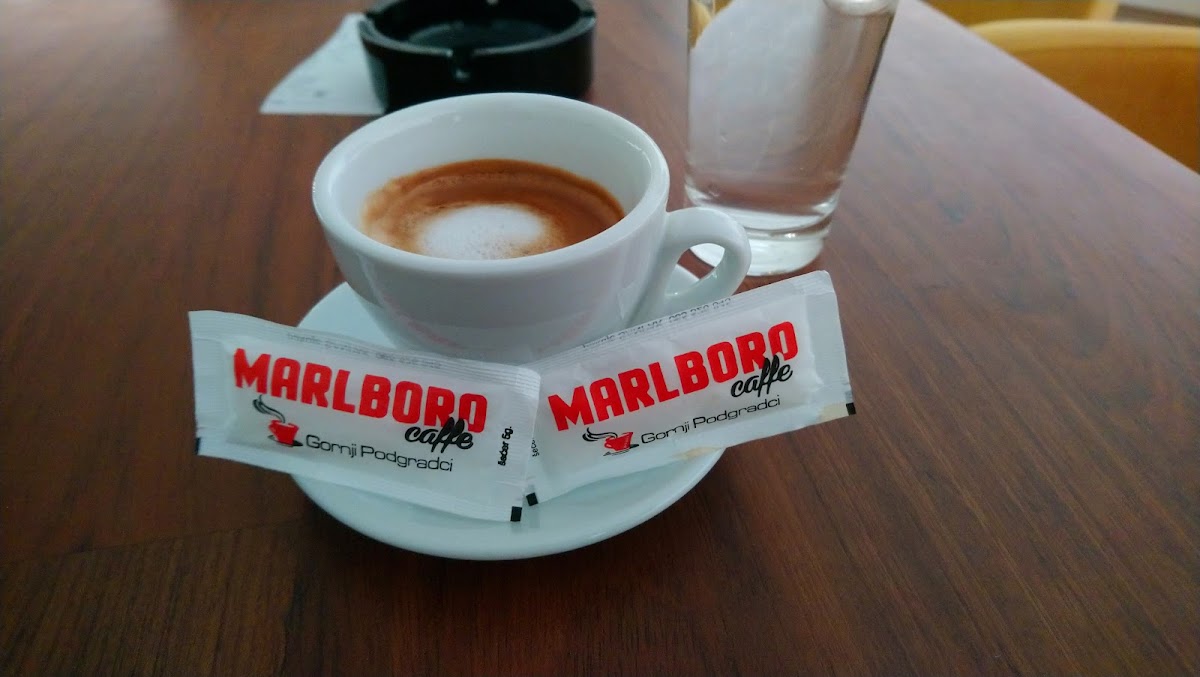 Café Marlboro-5