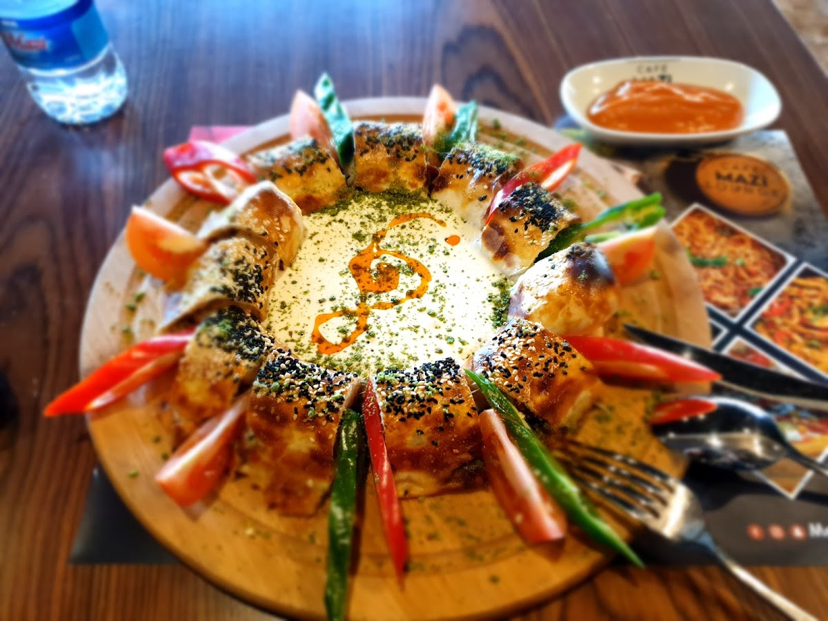 Cafe Mazi Lounge-5