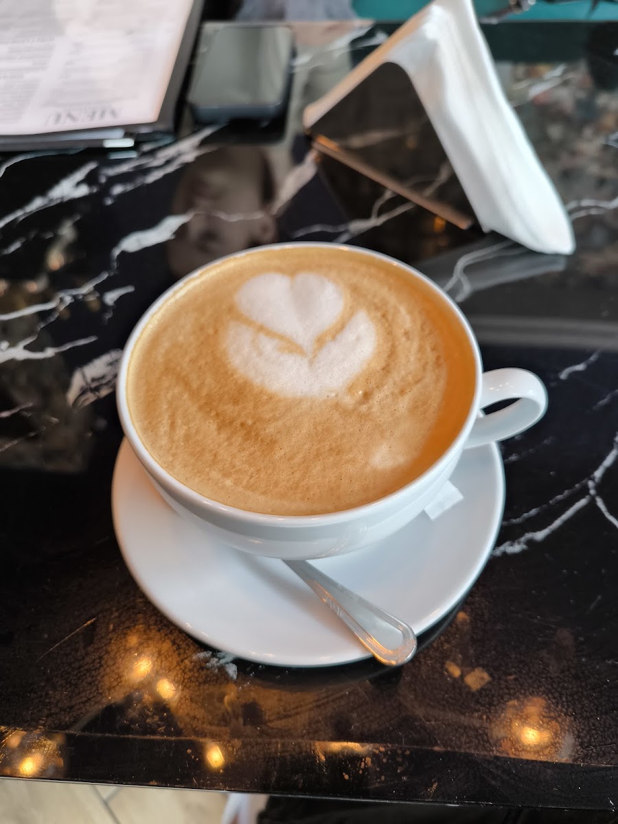 Cafe Melba - Rog Mickiewicza I Boh. Warszawy-7