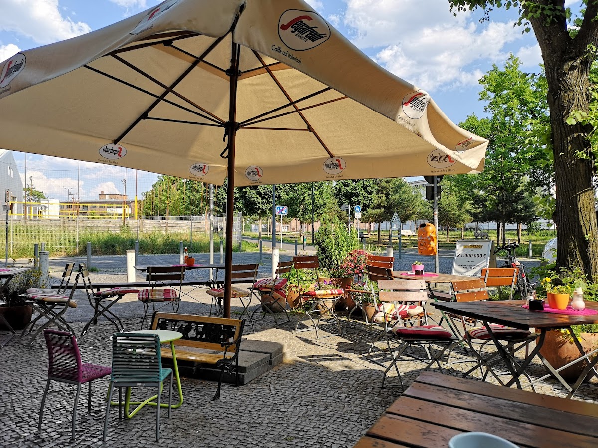 Cafe Mon Cheri