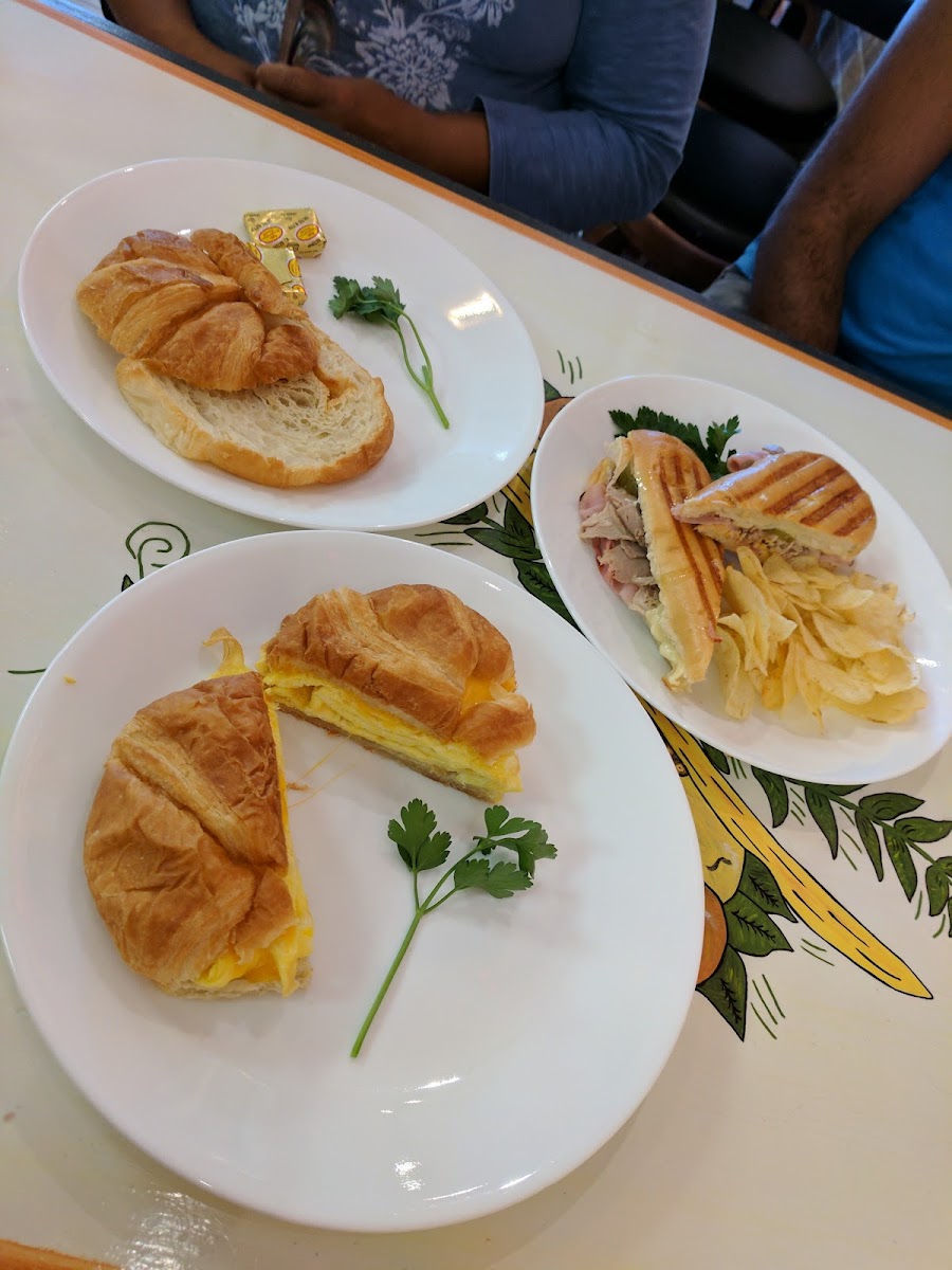 Cafe Monte Carlo-5