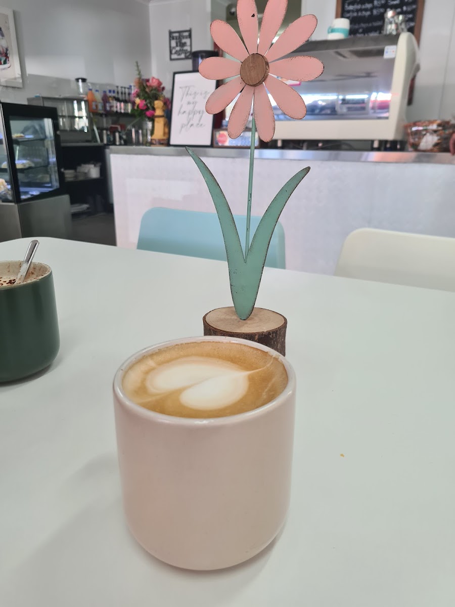 Cafe Moonta - Takeaway & Dine In-10