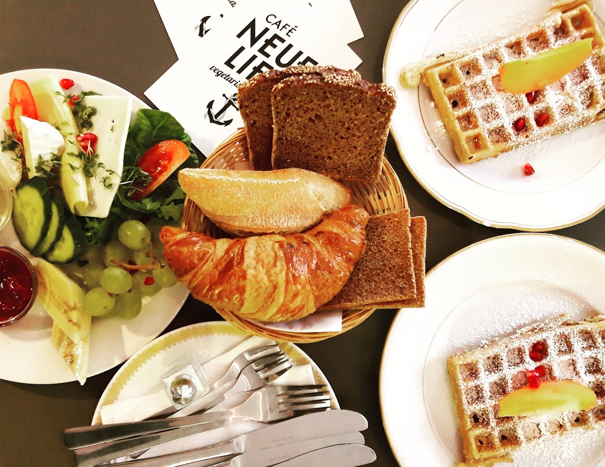 Cafe Neue Liebe-3