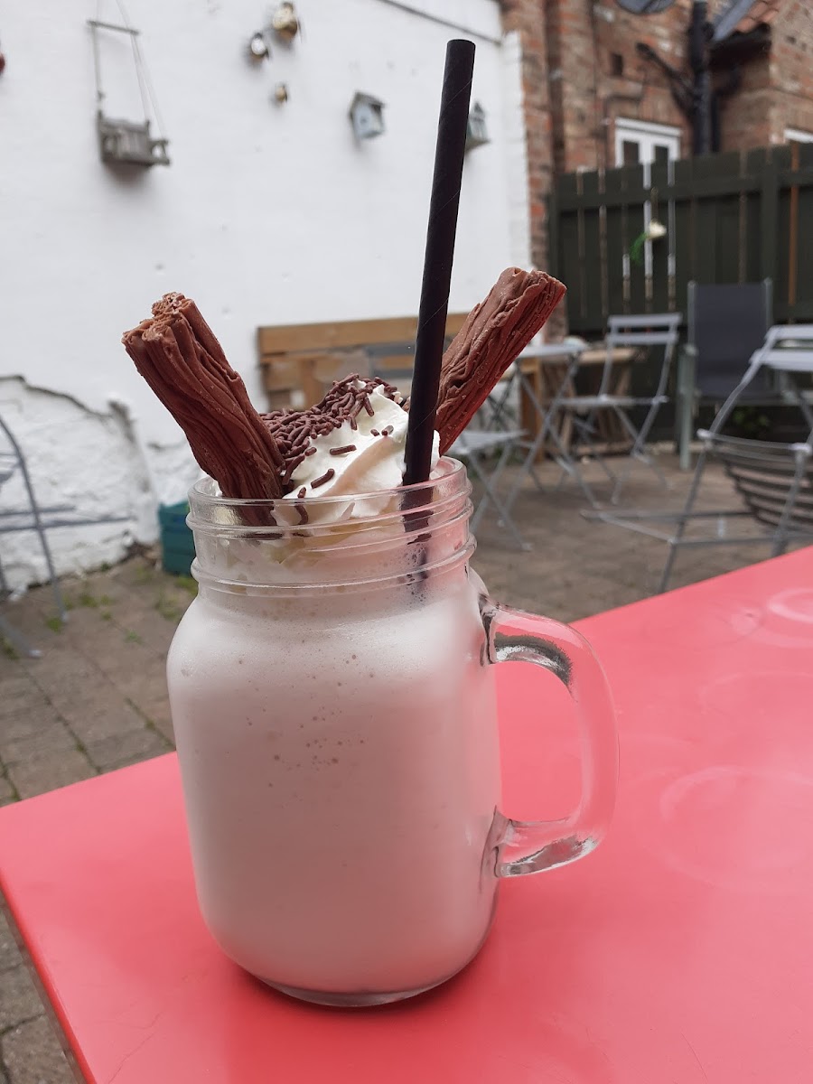 Café On The Wolds-10