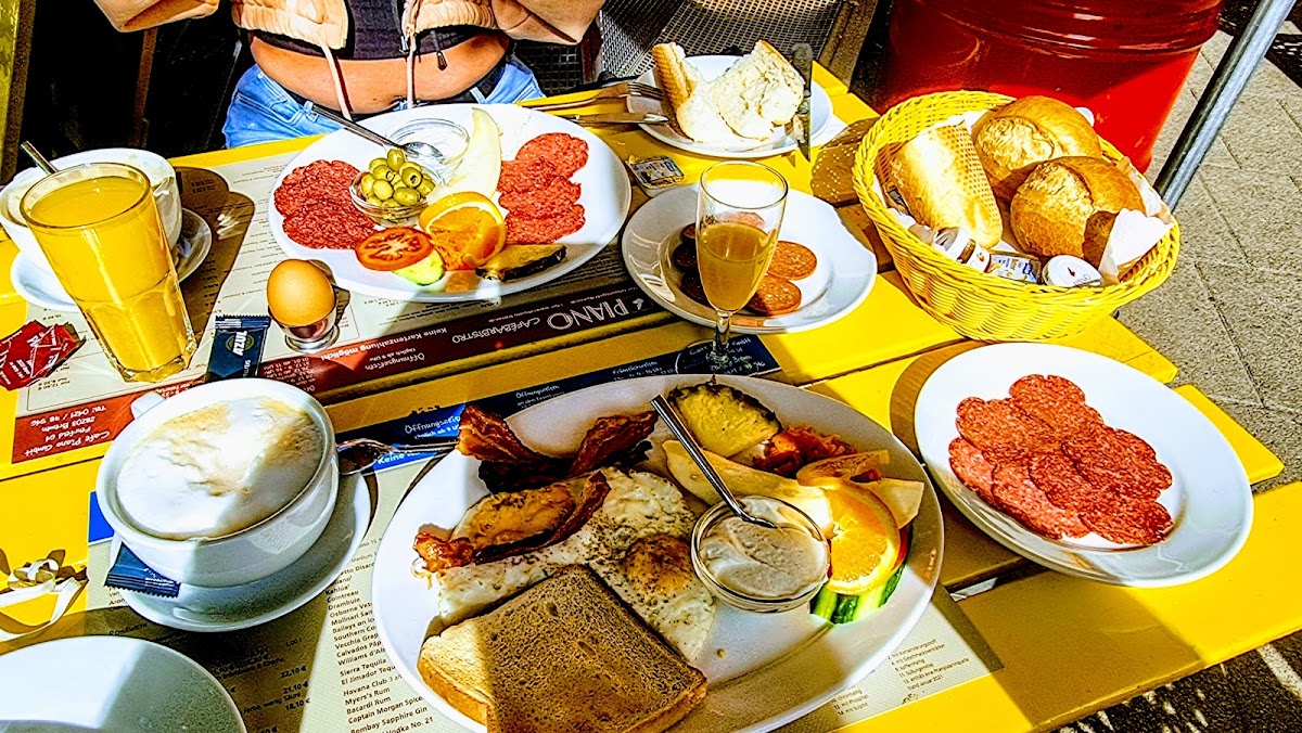 Cafe Piano-9