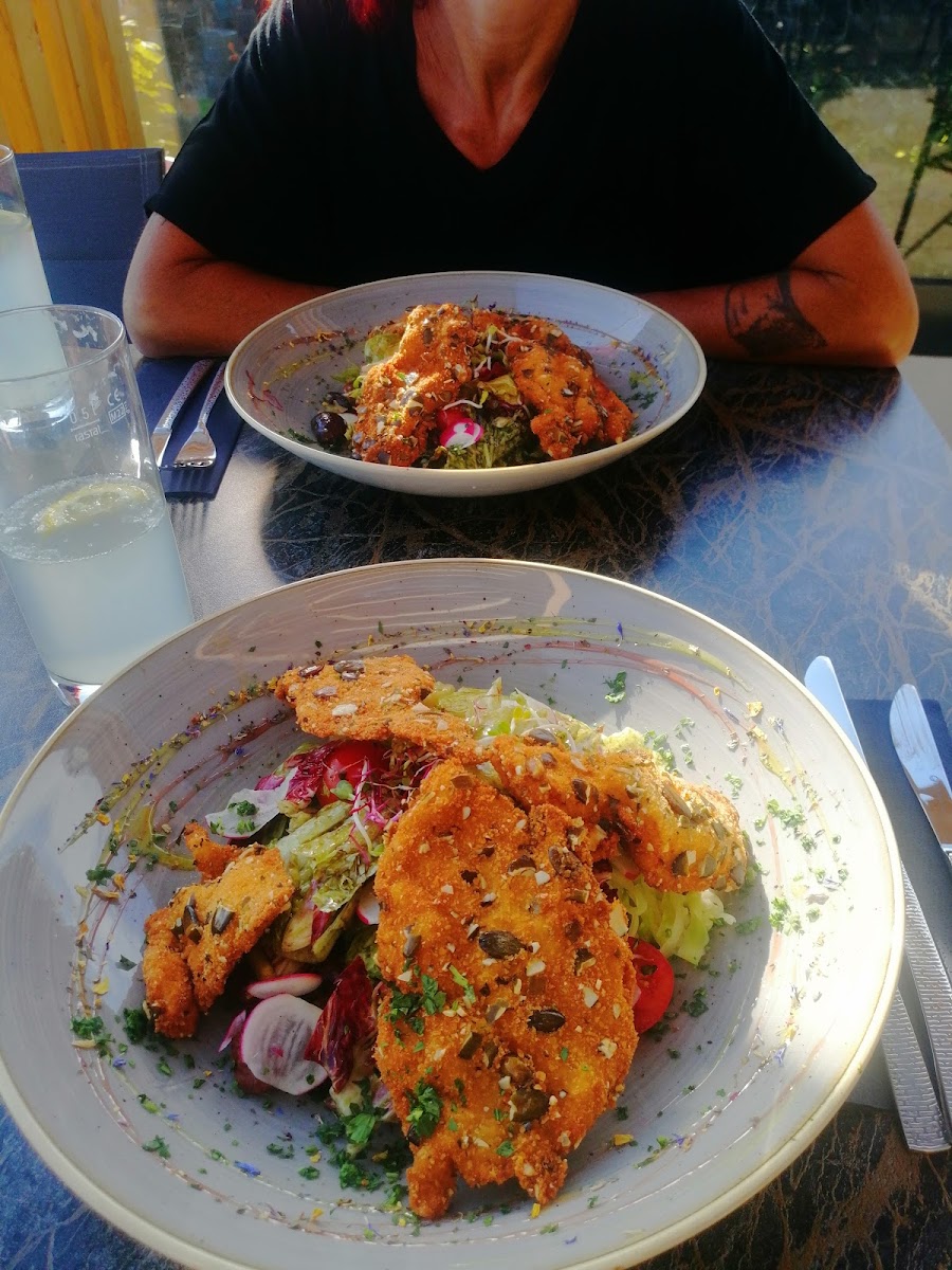 Cafe-Restaurant-Lounge 'mittelpunkt'-6
