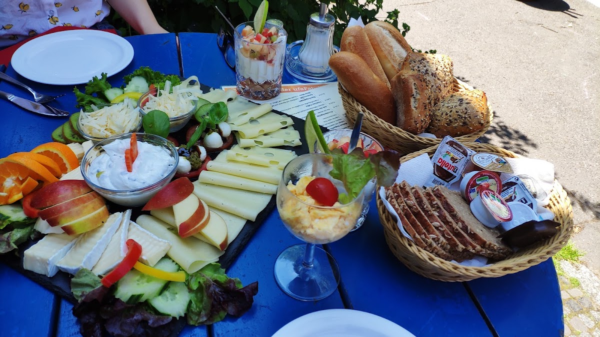 Café-Restaurant Rudi & Rosa-10