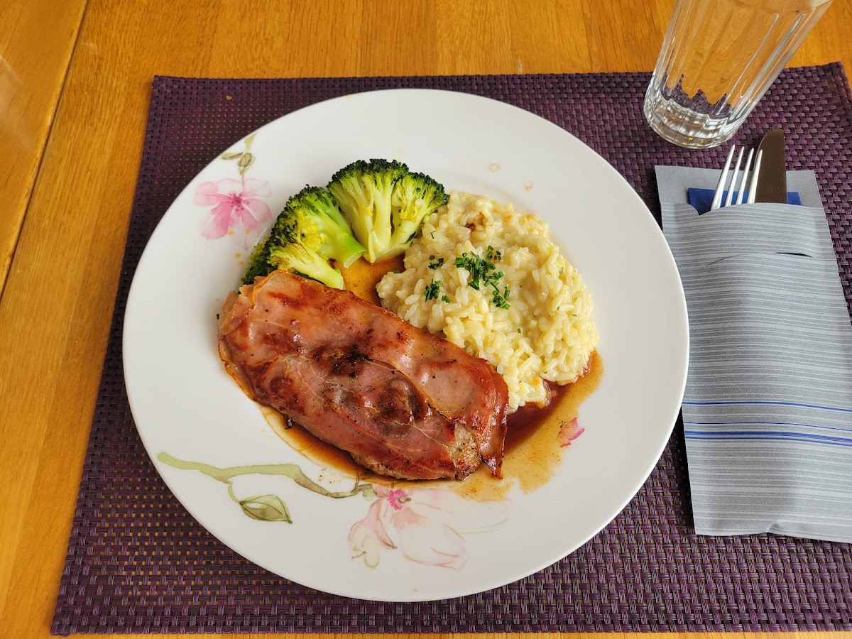 Cafe & Restaurant Zolliker Stube-9