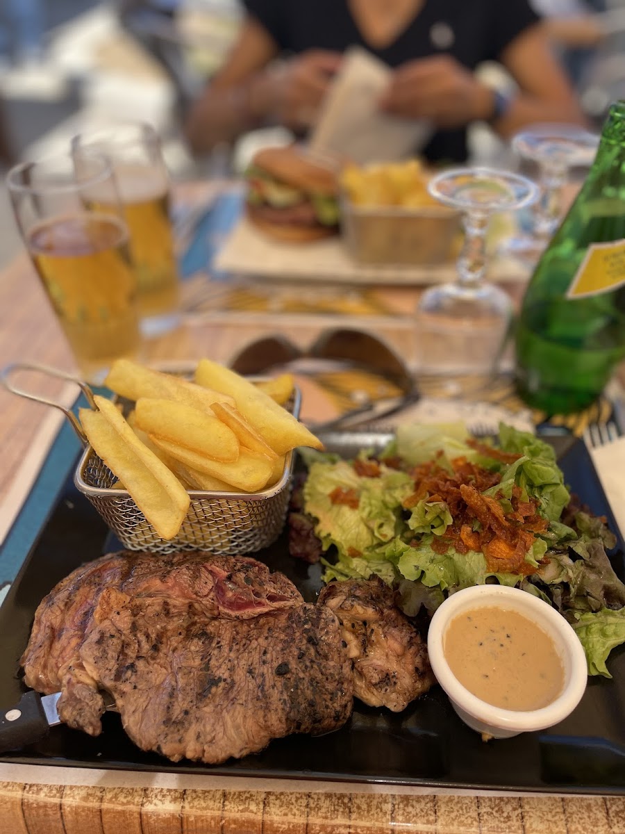 Café Rosa - Bonheur Restaurant-10