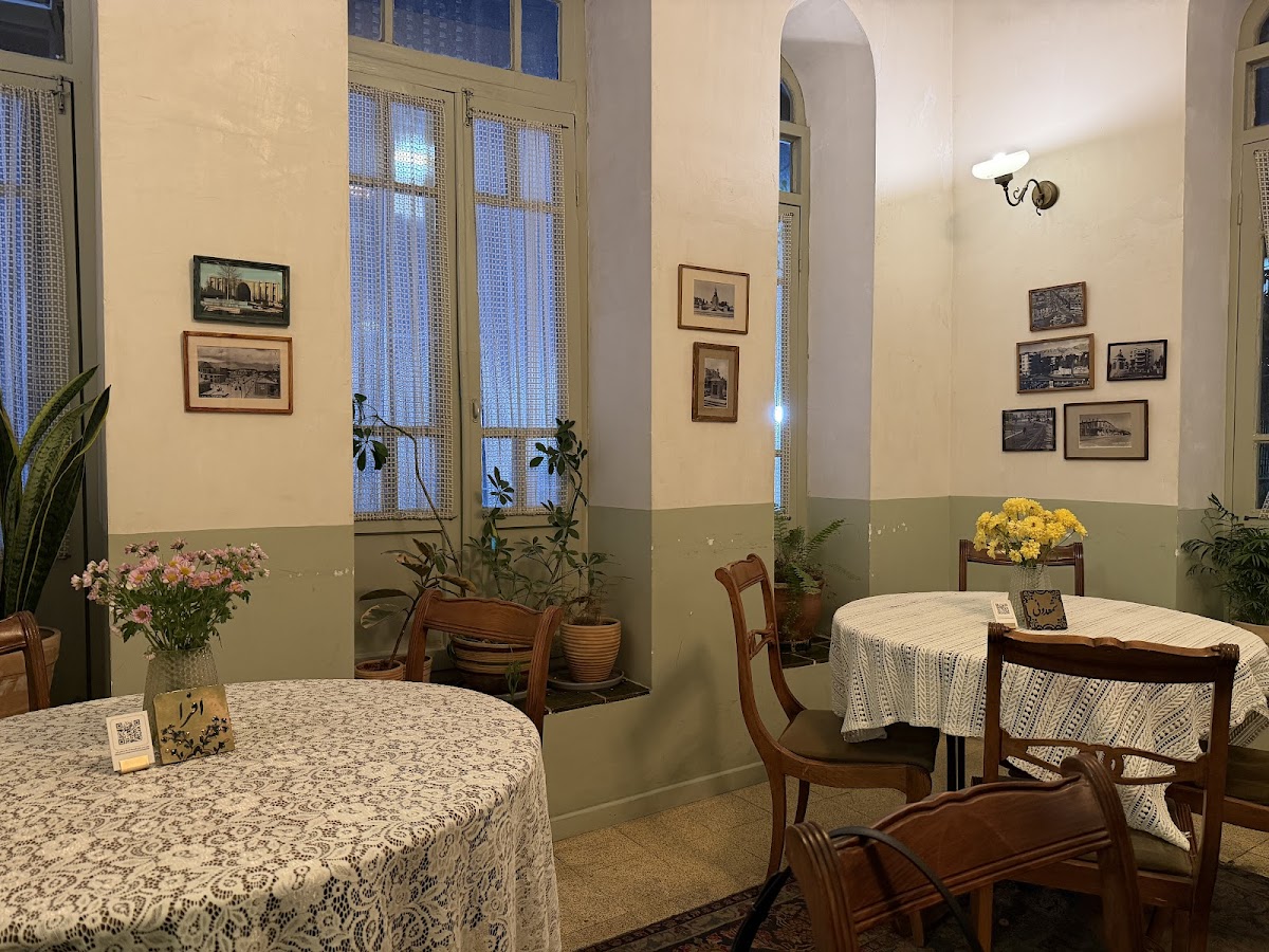 Cafe Tehroon