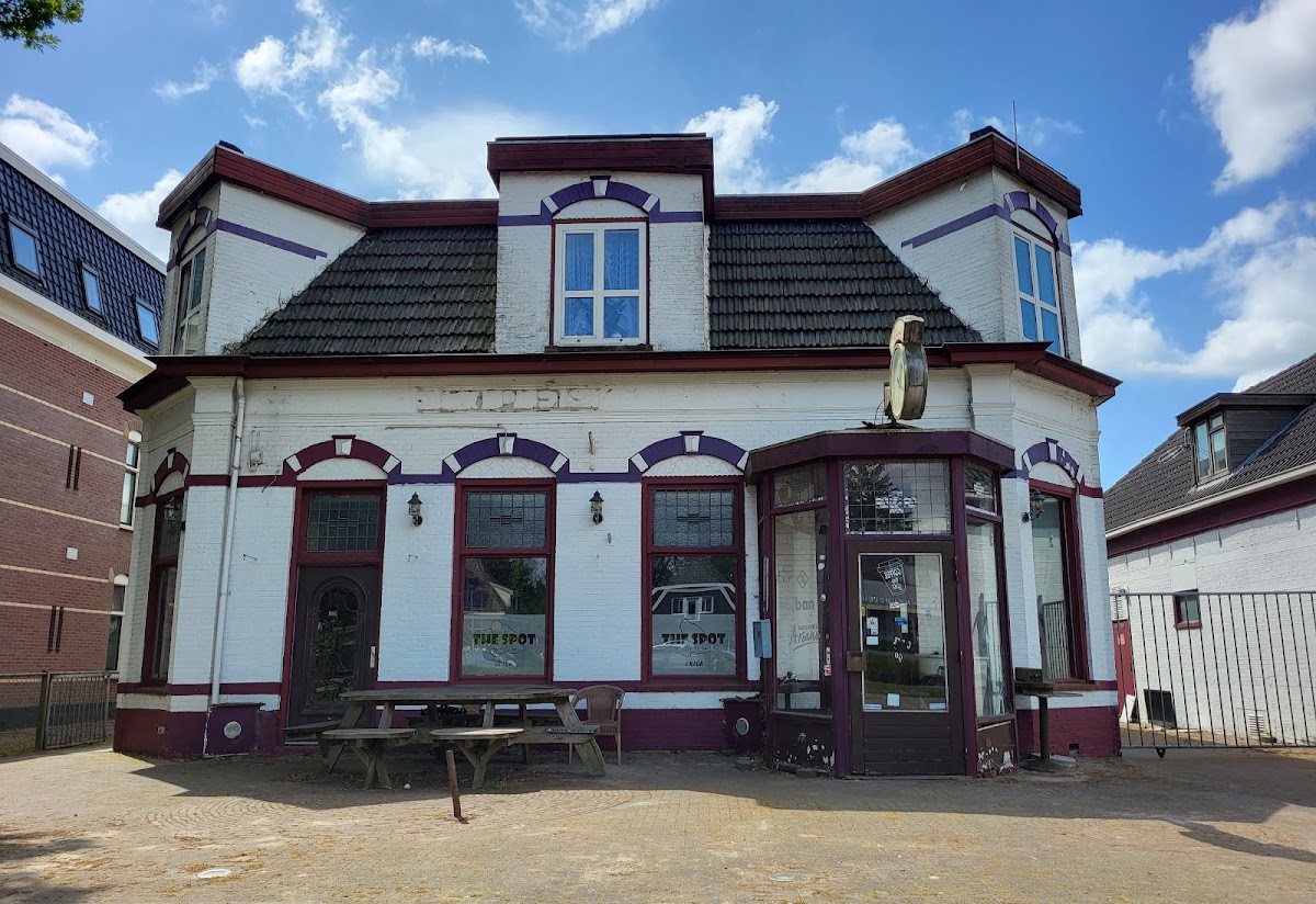 Café The Spot-2