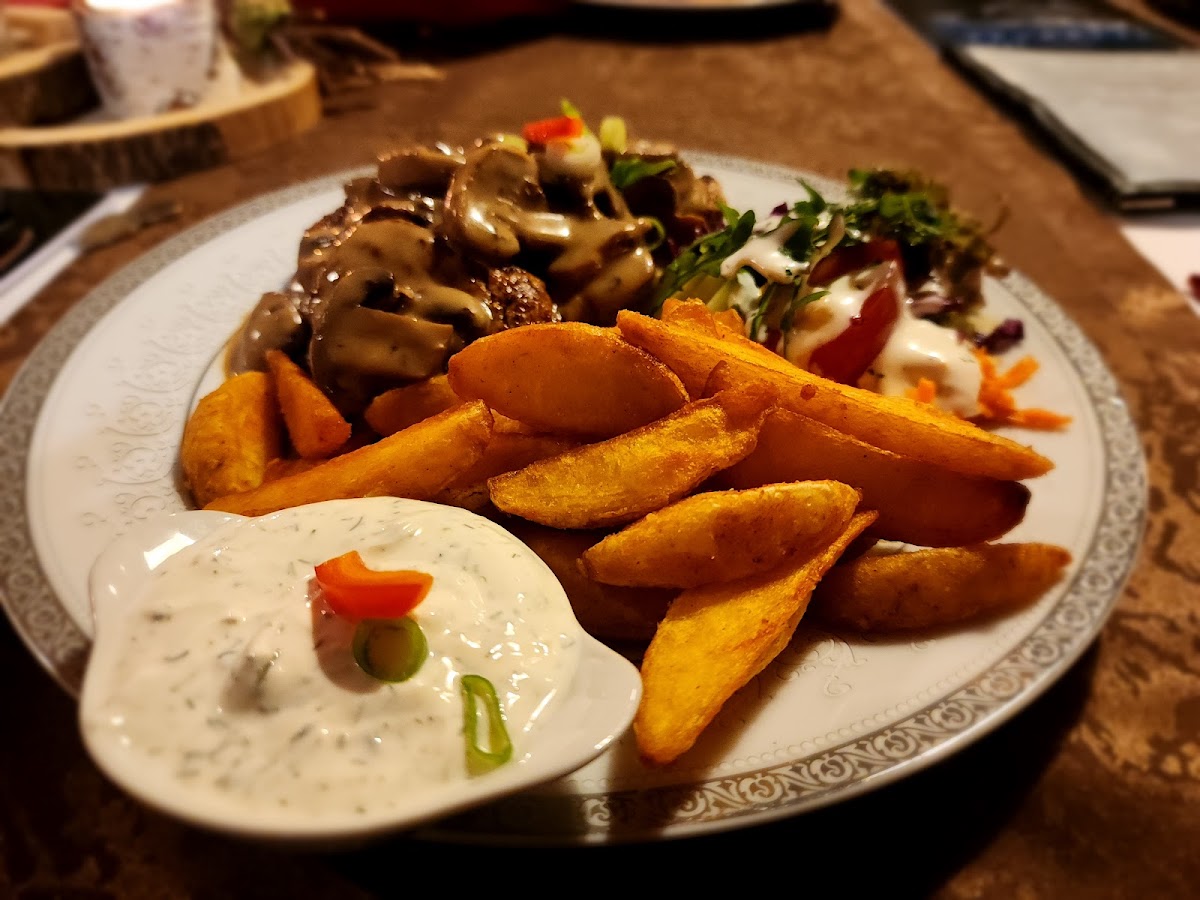 Cafe U. Restaurant Handrick-7