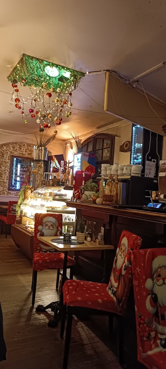 Café Uhrlaub-3