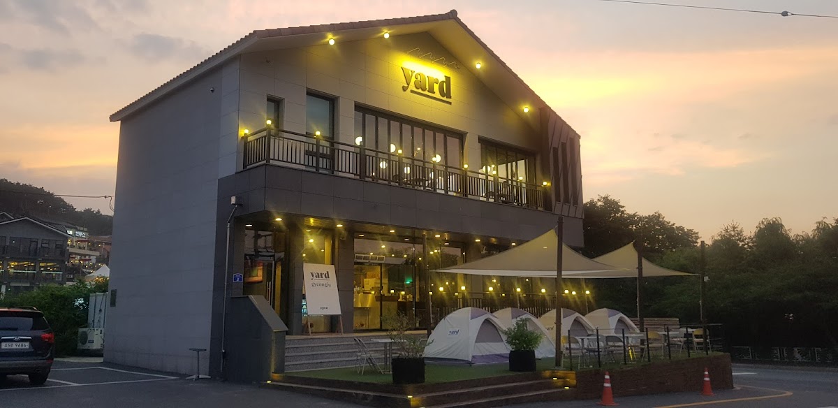 Cafe Yard
