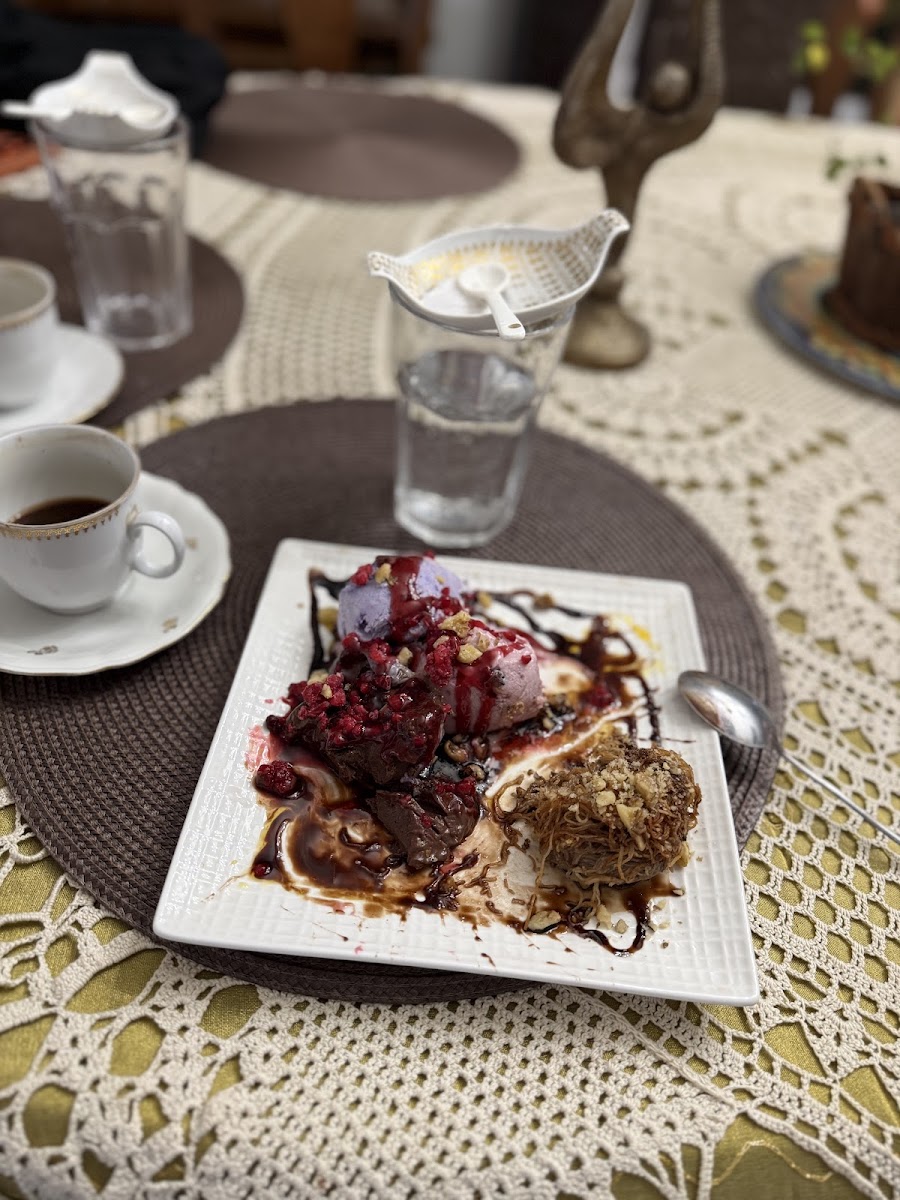 Cafenea 'mina'-4